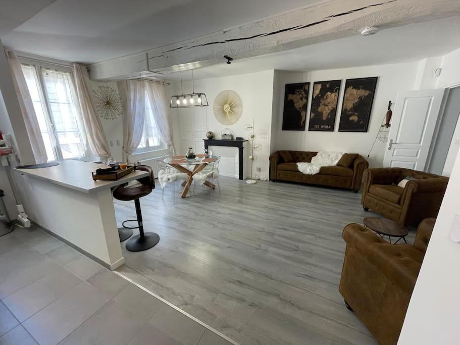 L'Industriel Apartment Sens Luaran gambar