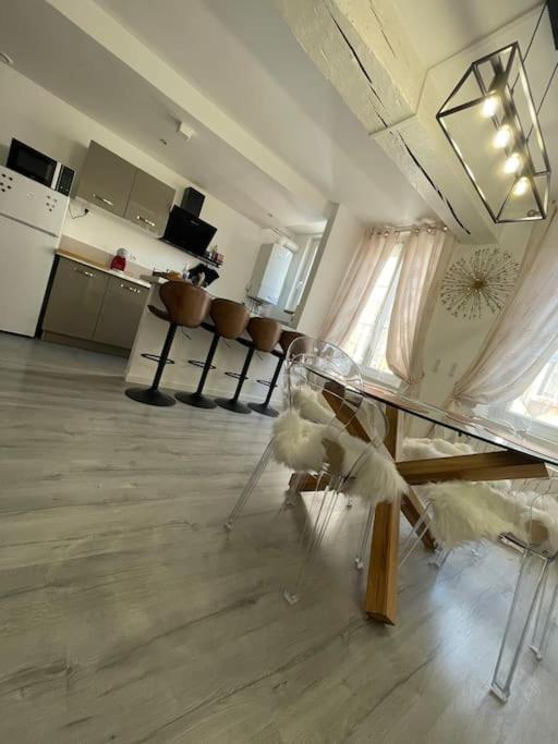 L'Industriel Apartment Sens Luaran gambar